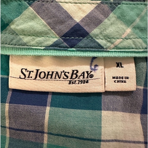 StJohns Blouse NWOT Bay 100% Cotton plaid Unisex,Sleeves up or long in one shirt - Picture 9 of 9